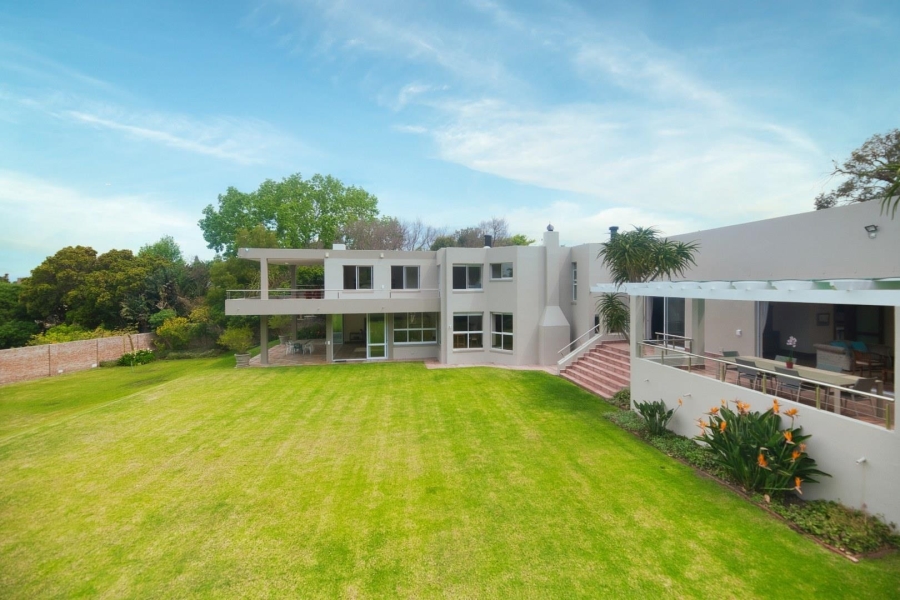 5 Bedroom Property for Sale in Fernkloof Estate Western Cape